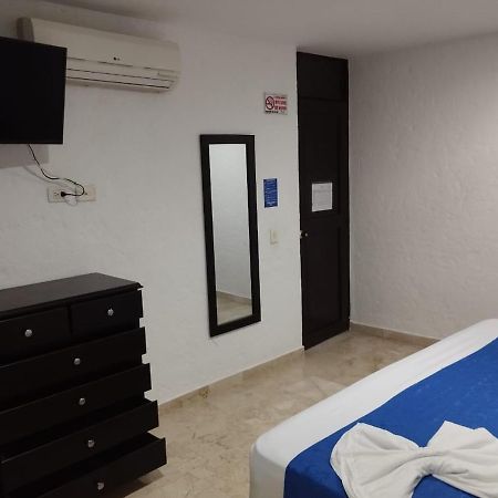 Blue Star Hotel Мелгар Екстериор снимка