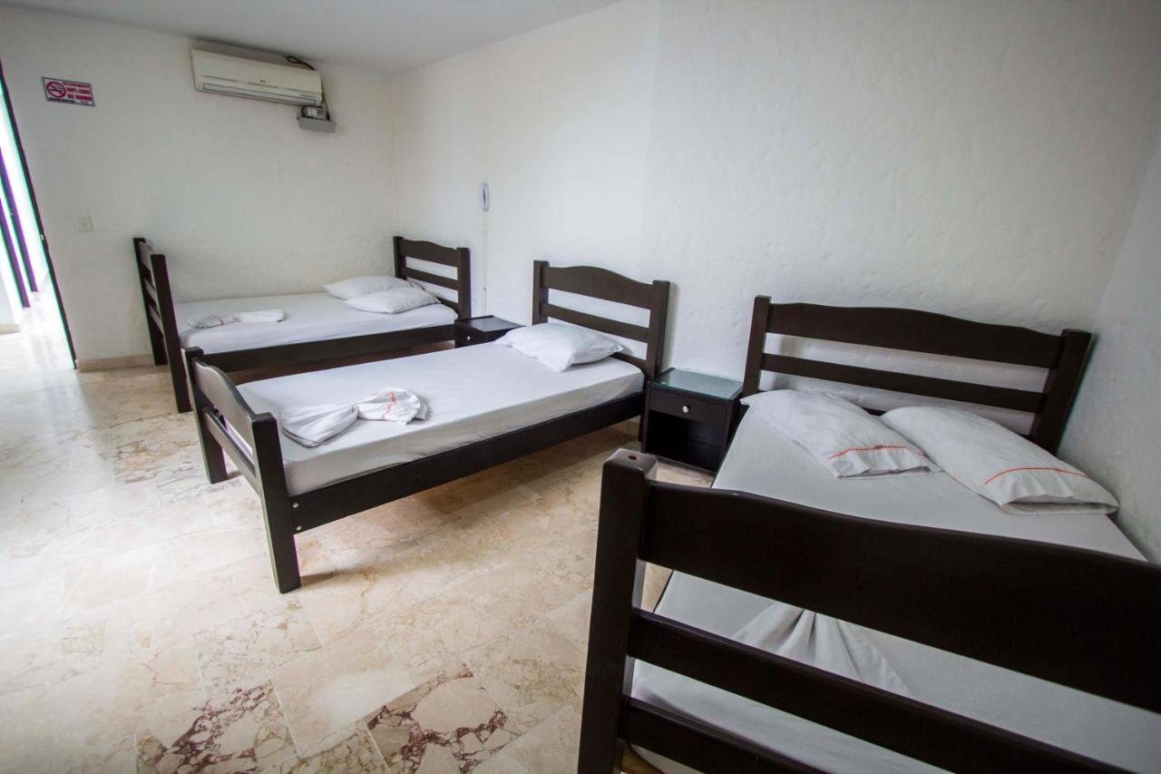 Blue Star Hotel Мелгар Екстериор снимка