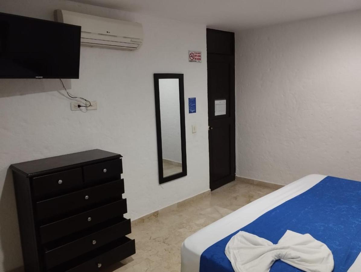 Blue Star Hotel Мелгар Екстериор снимка