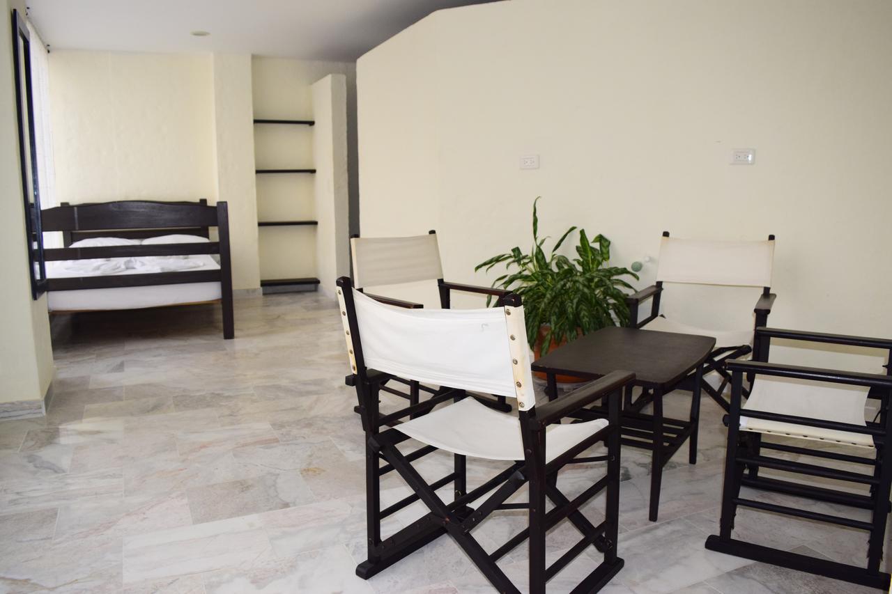 Blue Star Hotel Мелгар Екстериор снимка